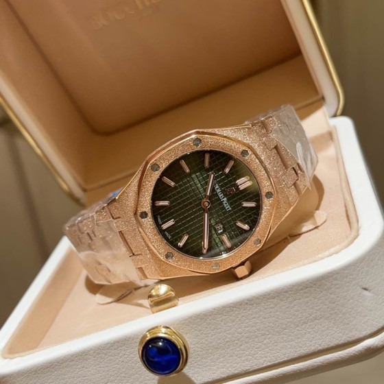 Audemars Piguet 32mm 042741